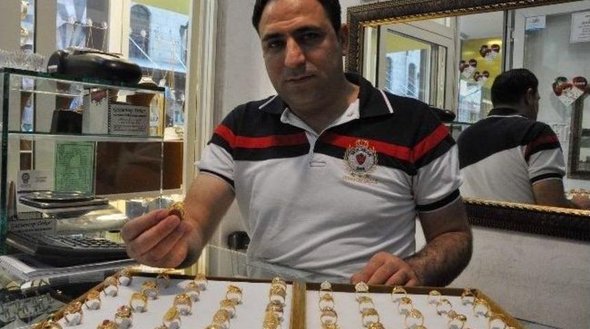 D&uuml;ğ&uuml;n Sezonu Kuyumcuların Y&uuml;z&uuml;n&uuml; G&uuml;ld&uuml;rd&uuml;