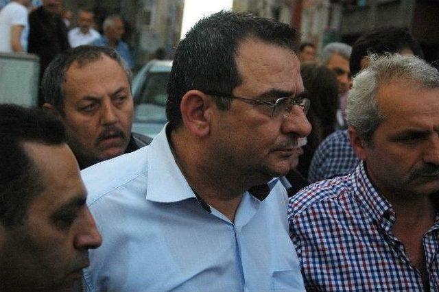 Okmeydanı&rsquo;nda Hayatını Kaybeden Ayhan Yılmaz Toprağa Verildi 3