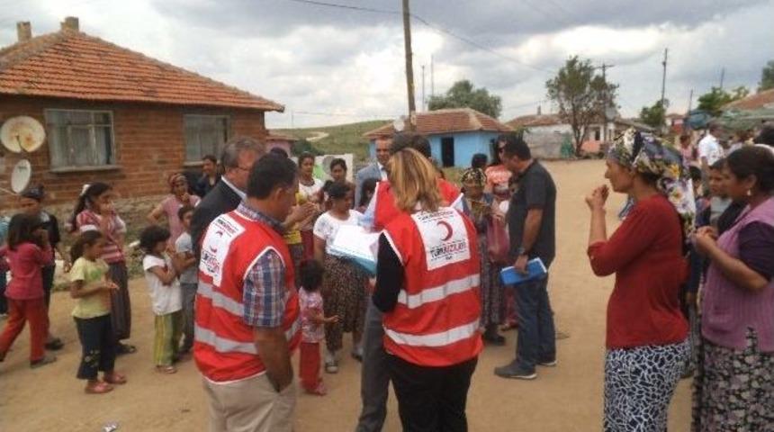 T&uuml;rk Kızılayı Yardım G&ouml;t&uuml;rd&uuml;