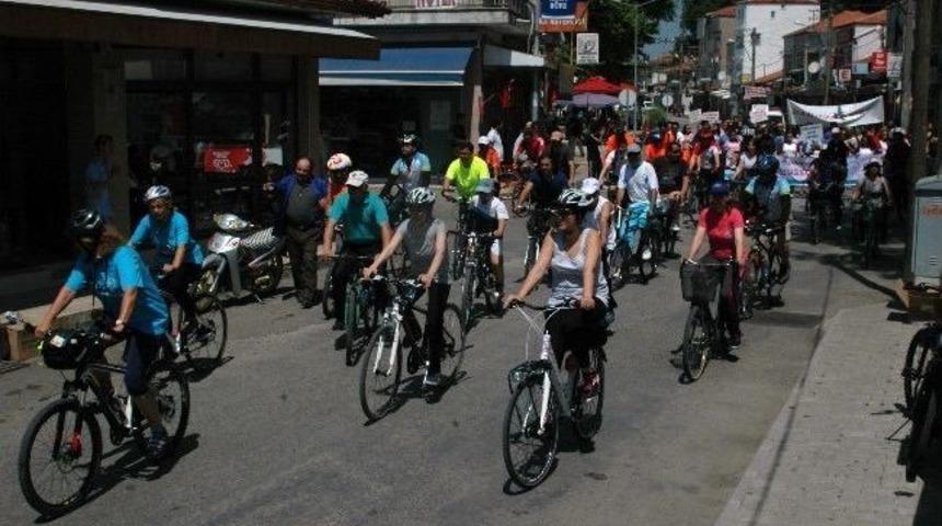 Sağlık İ&ccedil;in Pedal &Ccedil;evirdiler