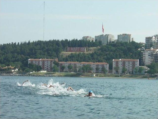 T&uuml;rkiye A&ccedil;ık Su Y&uuml;zme Şampiyonası &Ccedil;anakkale Boğazı&rsquo;nda Yapıldı 2