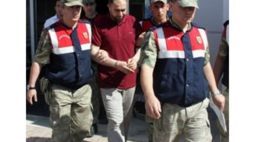 47 Defa Bı&ccedil;aklanarak &Ouml;ld&uuml;r&uuml;len Gen&ccedil; Kadının Katil Zanlısı Adliyeye Sevk Edildi