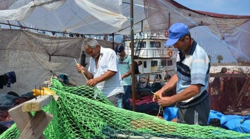 Balık&ccedil;ılar Sorunlara &Ccedil;&ouml;z&uuml;m İstiyor
