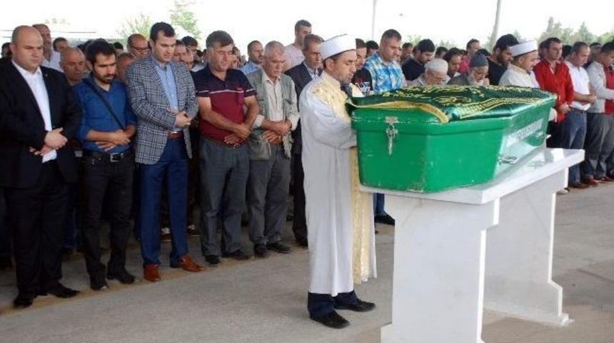 Gaziantep&rsquo;te Sel Sularına Kapılarak Hayatını Kaybeden Kadın Toprağa Verildi
