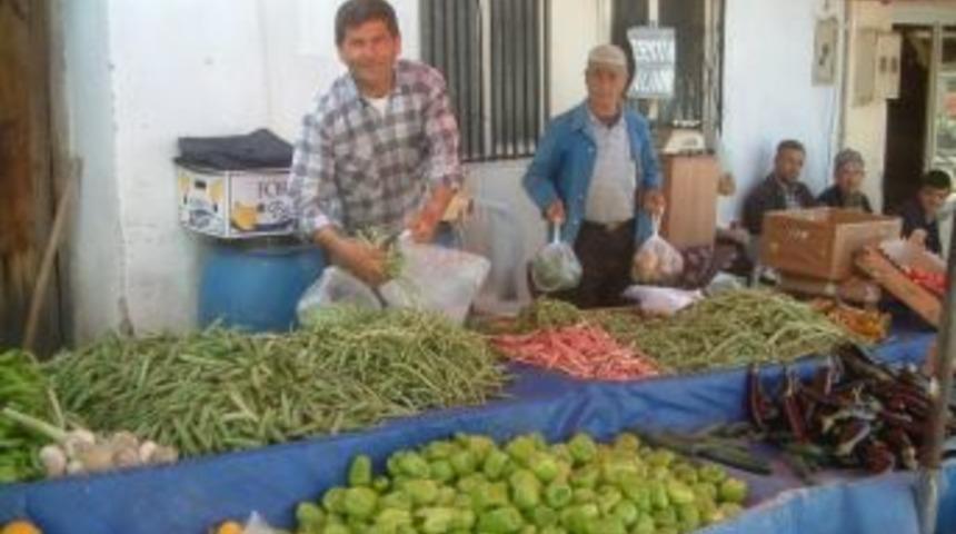 Burhaniye&rsquo;de K&ouml;y Manavı İlgi G&ouml;rd&uuml;