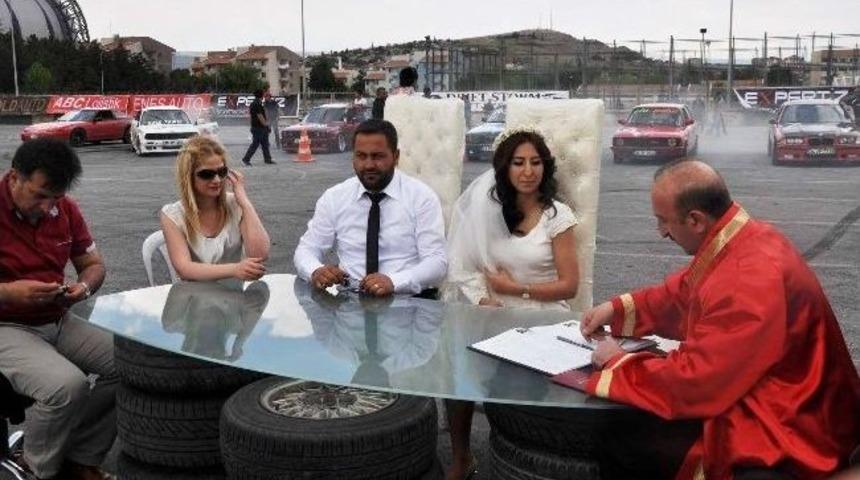 Driftcinin D&uuml;ğ&uuml;n&uuml; B&ouml;yle Olur