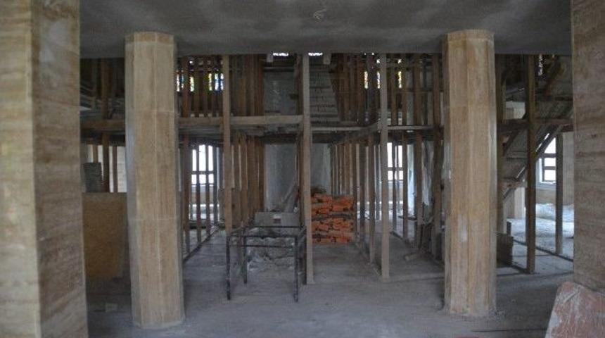 Tosya Osmanlı Camii Kandil Akşamına Boynu B&uuml;k&uuml;k Giriyor