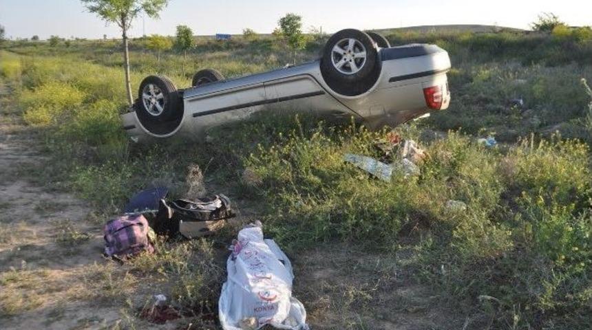 Otomobil Şarampole Devrildi: 1 &Ouml;l&uuml;, 2 Yaralı