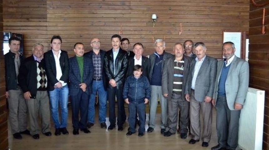 Başkan Kaya, İlçe Teşkilatıyla Kahvaltıda Buluştu