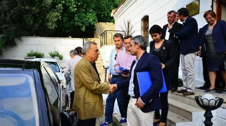 İzmir Belediye Başkanları İlk Kez Bir Arada