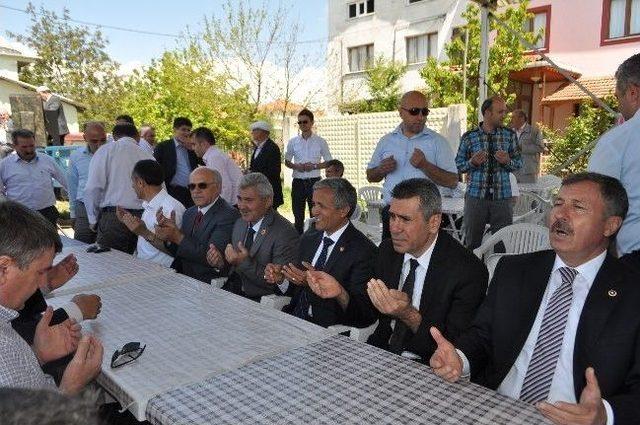 &Ouml;zdağ Ve Yurttaş Demirci&rsquo;de Geleneksel Hayır Yemeklerine Katıldı 2