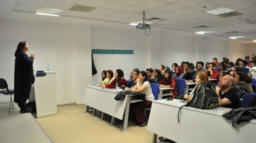 İlişkide B&uuml;y&uuml;k Hayal Kırıklığının Sebebi Y&uuml;ksek Beklenti