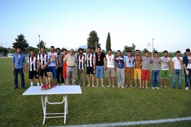 Dat&ccedil;a&rsquo;da Şampiyon Kızlanspor Oldu 1