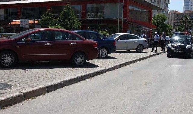 Bayraklı Zabıtası Trafikte Göz Açtırmıyor 2