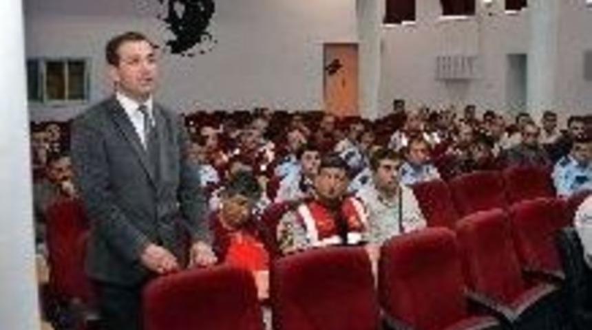 Pınarbaşı'da Trafik Kazalarında Alınması Gerekne &Ouml;nlemler Masaya Yatırıldı