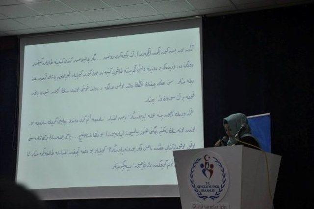 Osmanlıca Kursiyerleri Sertifikaları Aldı 2