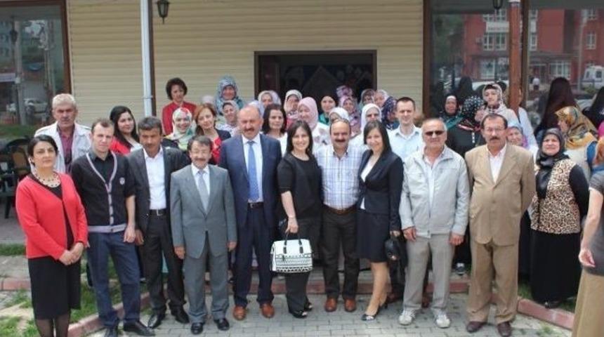 G&ouml;k&ccedil;ebey&rsquo;de El Sanatları Sergisi&rsquo;ne Yoğun İlgi