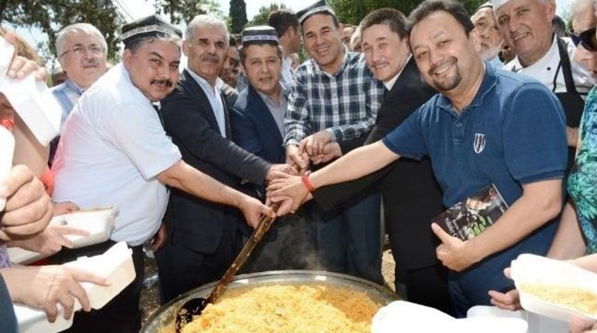 T&uuml;rkistan Pilav Ş&ouml;leni