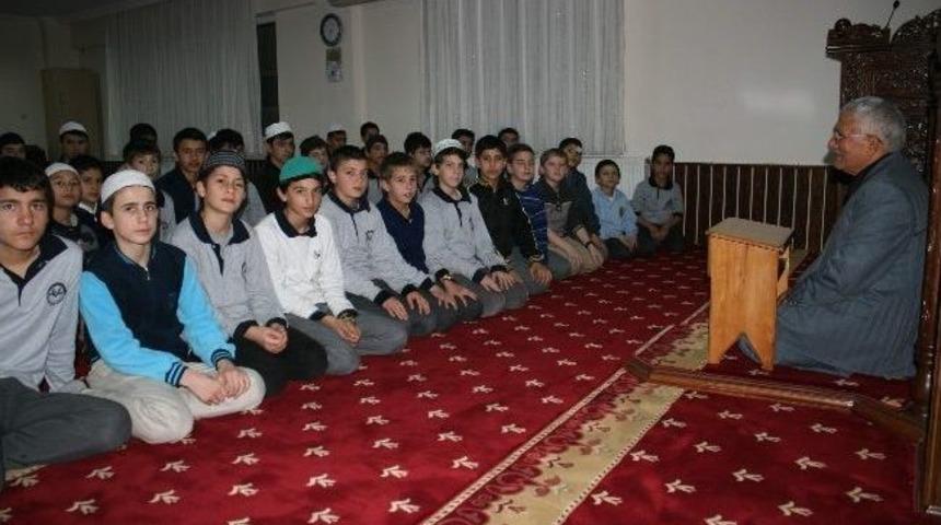 Aydın M&uuml;ft&uuml;s&uuml; Kocaoğul Zamanın Kıymetini Anlattı