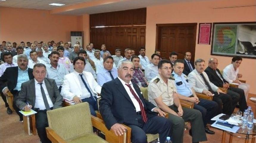 Kozan Kaymakamlığından Muhtarlara Bilgilendirme Toplantısı