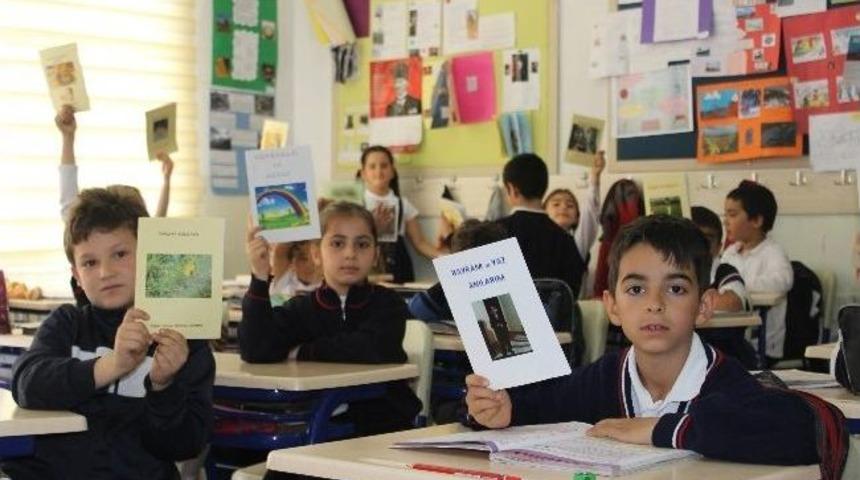 Yaşları K&uuml;&ccedil;&uuml;k Becerileri B&uuml;y&uuml;k