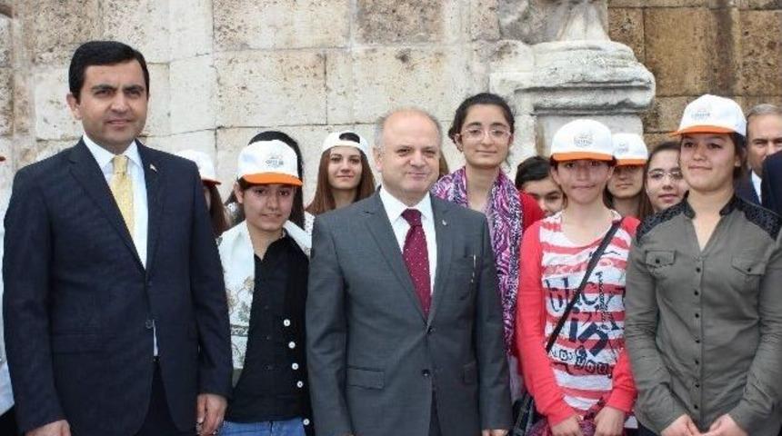 &Ouml;ğrencilerle Başlayan Tarihe Yolculuk Projesi Ev Hanımlarına Ulaşacak