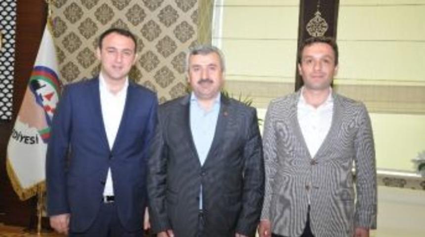 Başkan Baran’a Artvin’den Tebrik Ziyareti