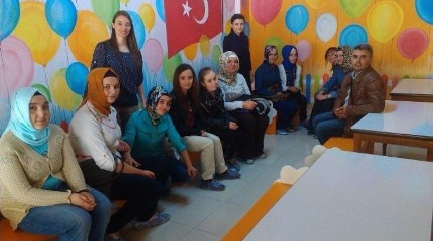 &Ccedil;ocuk Gelişimi B&ouml;l&uuml;m&uuml; &Ouml;ğrencilerinin Alan Gezisi