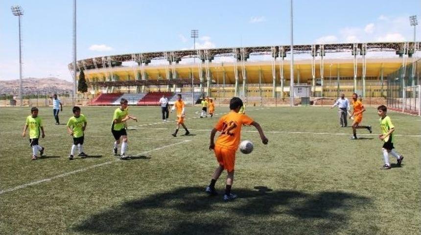 Zihinsel Engelliler Futbol Turnuvası Sona Erdi