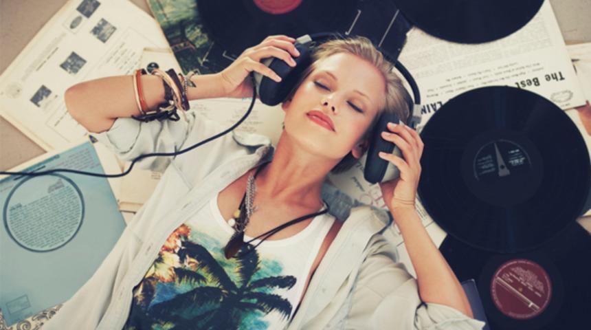 İşte bu yazın en &ccedil;ok dinlenen şarkıları