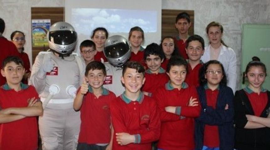 Faturasız Haberleşmenin Yolu Amat&ouml;r Telsizcilik