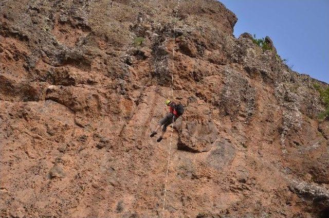 Akut tan Ke&ccedil;i Kurtarma Operasyonu 2