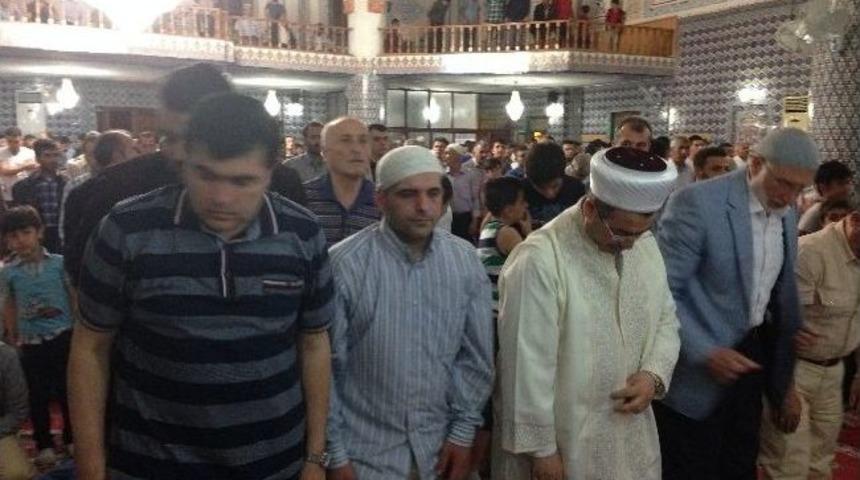 Mira&ccedil; Kandili Dualarla İdrak Edildi