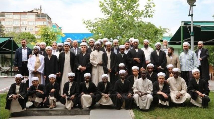 &Uuml;mmetin Renkleri B&uuml;y&uuml;kşehir'de