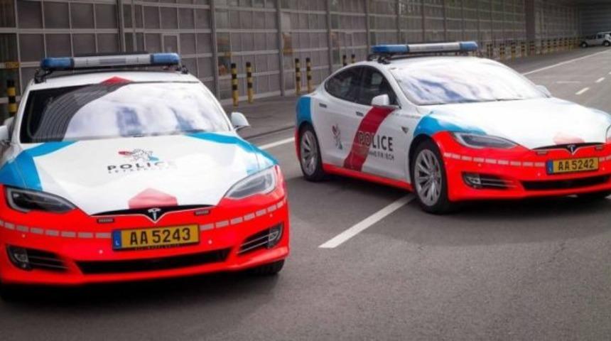 Lüksemburg Polisi iki adet Tesla Model S aldı