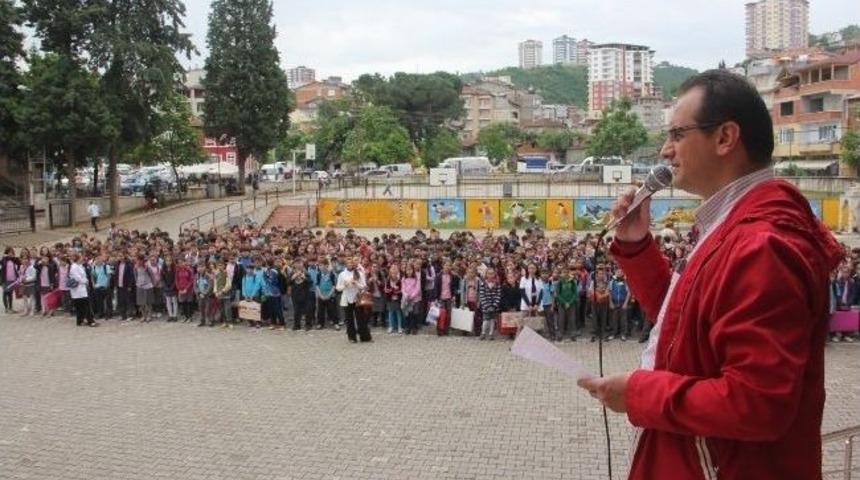 Dereceye Giren &Ouml;ğrenciler &Ouml;d&uuml;llendirildi