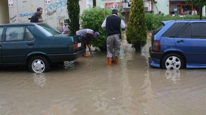 Yozgat&rsquo;ta Yağmur Hayatı Olumsuz Etkiledi