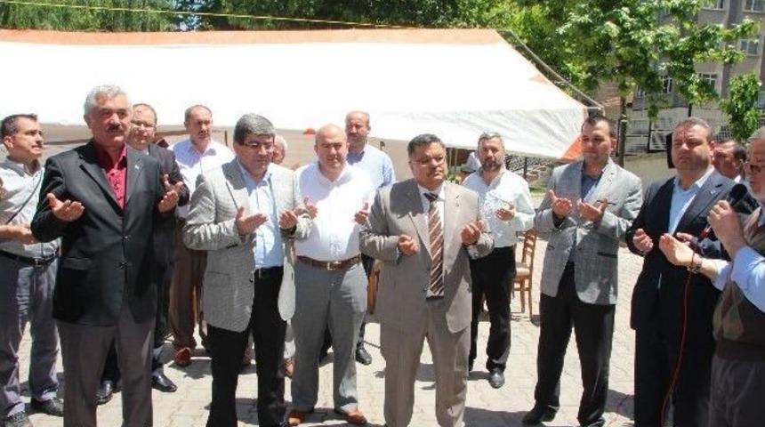 Muradiye K&uuml;lt&uuml;r Vakfı Kermesi A&ccedil;ıldı