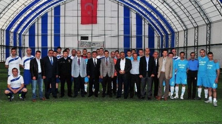 G&uuml;m&uuml;şhane&rsquo;de Kurumlararası Halısaha Futbol Turnuvası Başladı