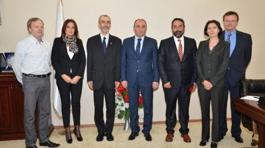 Slovenya B&uuml;y&uuml;kel&ccedil;isi&rsquo;nden Etso&rsquo;ya Ziyaret