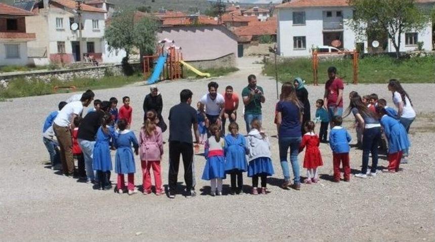 Afyonkarahisar&rsquo;da Fikir At&ouml;lyesi Projesi Devam Ediyor