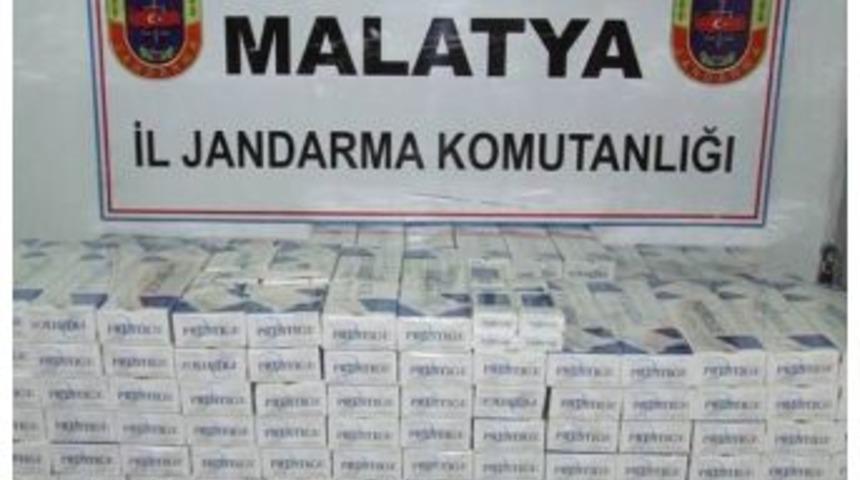 Yolcu Otob&uuml;s&uuml;nde Ka&ccedil;ak Sigara Ele Ge&ccedil;irildi