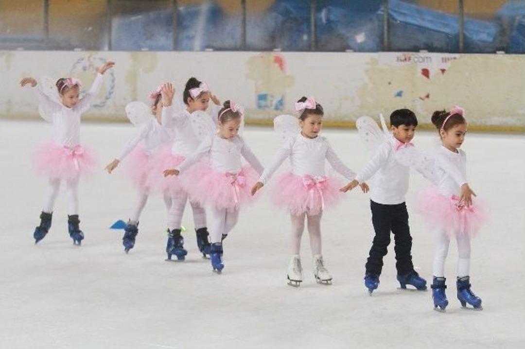 Buzda Renkli Kapanış