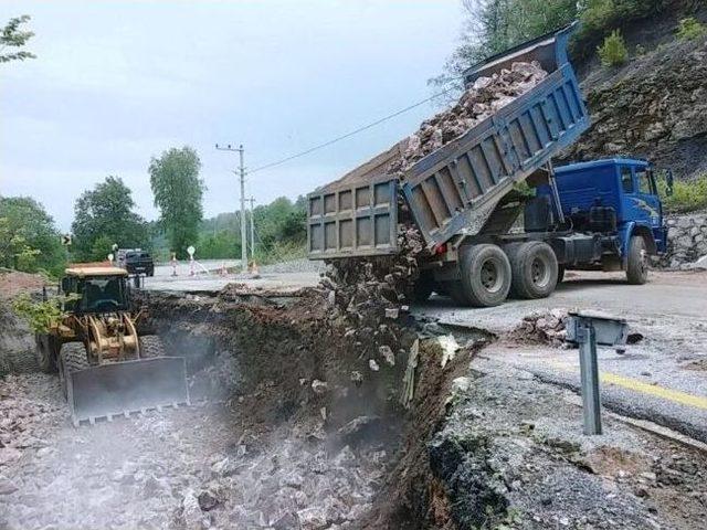 Fen İşleri’nden Heyelan Bölgelerine Müdahale