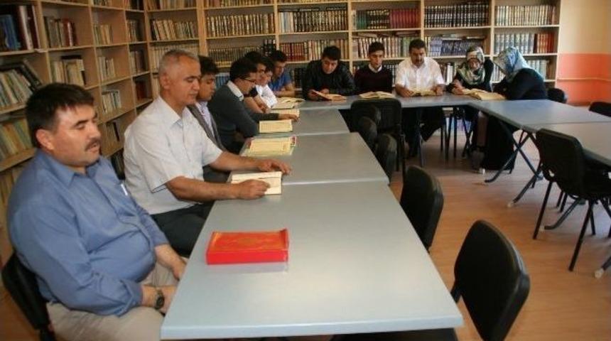 Devrek Anadolu İmam Hatip Lisesi &Ouml;ğrencilerinden Soma İ&ccedil;in &Ouml;rnek Davranış