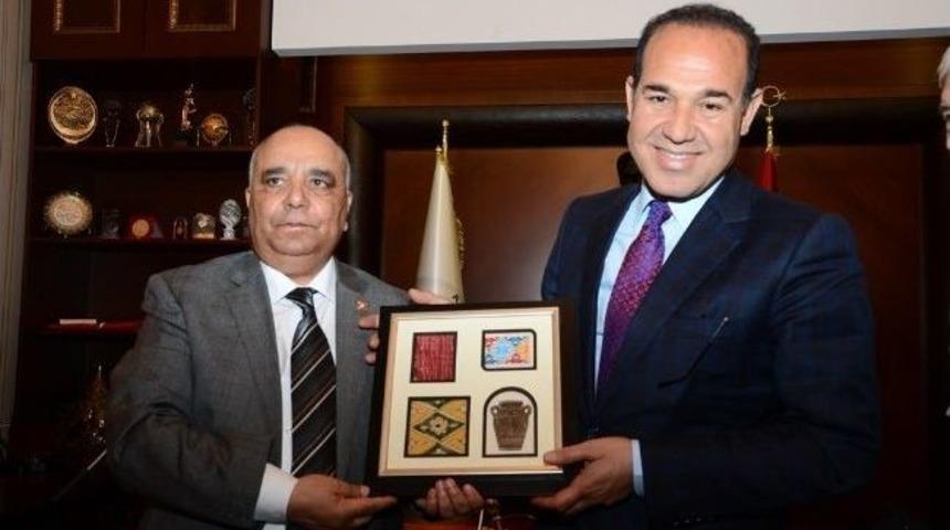 Tunus Heyeti, H&uuml;seyin S&ouml;zl&uuml;&rsquo;y&uuml; Ziyaret Etti