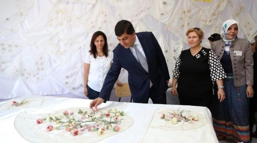 Şehitkamilli Hanımlar Bir Yıllık Eserlerini Sergilediler