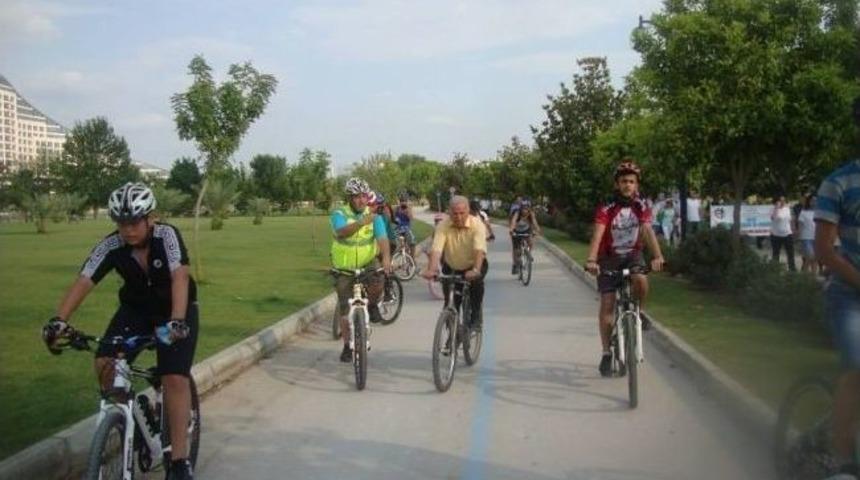 Adana'da 'sağlıklı Yaşam Ve Hareket Yılı' Etkinliği