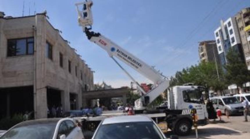 Batman Belediyesi Ara&ccedil; Filosuna Teleskopik Bomlu Platform Ara&ccedil; Takviyesi Yaptı