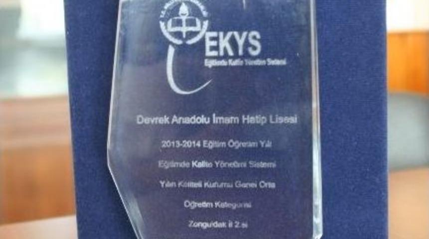 Devrek Anadolu İmam Hatip Lisesi İl İkincisi Oldu